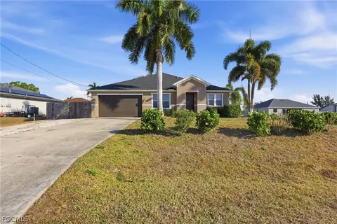1921 NW 20th St, Cape Coral, FL 33993