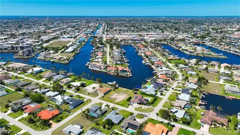 4510 SE 20th Ave, Cape Coral, FL 33904
