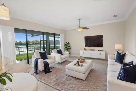 11683 Meadowrun Cir, Fort Myers, FL 33913