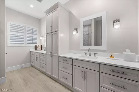 Bath - 12512 Grandezza Cir, Estero, FL 33928 photo 2 of 3