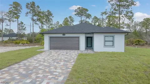 12 W 15th St, Lehigh Acres, FL 33972