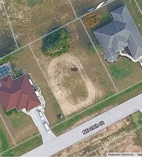 1107 NE 39th St, Cape Coral, FL 33909