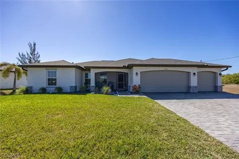 2926 NW 25th St, Cape Coral, FL 33993