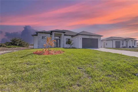 4013 12th St SW, Lehigh Acres, FL 33976