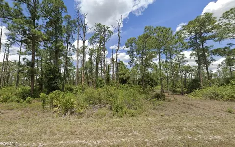 3703 E 7th St, Lehigh Acres, FL 33972