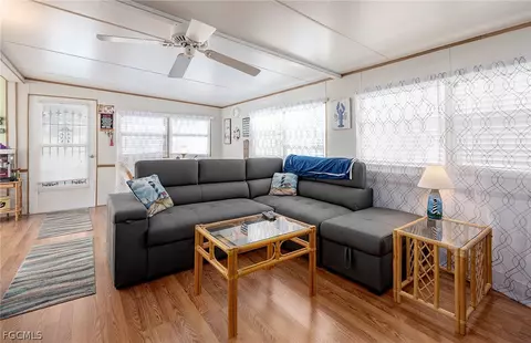 121 Caravan Cir, North Fort Myers, FL 33903