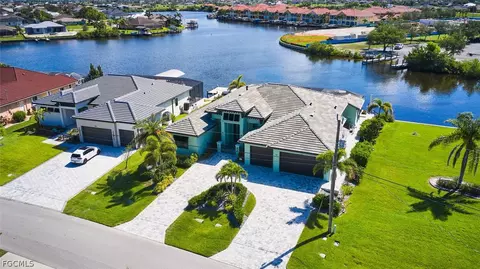 3309 SW 2nd Ln, Cape Coral, FL 33991
