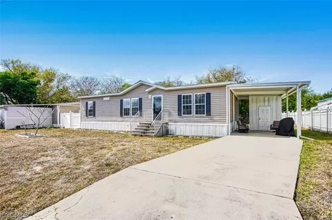 7638 Peyraud Dr, North Fort Myers, FL 33917