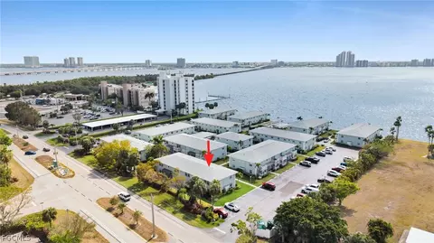 33 N Key Dr #4, North Fort Myers, FL 33903
