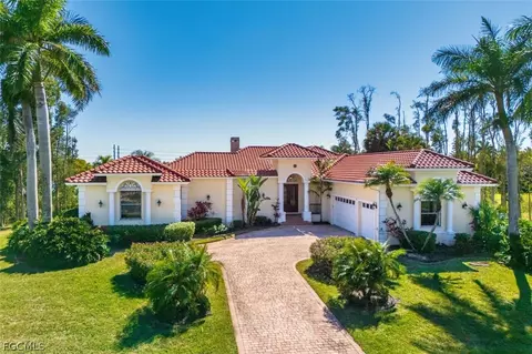 8460 Belle Meade Dr, Fort Myers, FL 33908