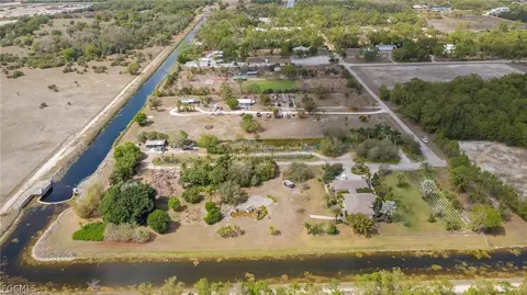 7350 Green Acre Ln, Fort Myers, FL 33912