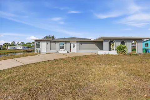 1621 Sheehan Blvd, Port Charlotte, FL 33952