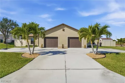 526-528 SE 5th Pl, Cape Coral, FL 33990
