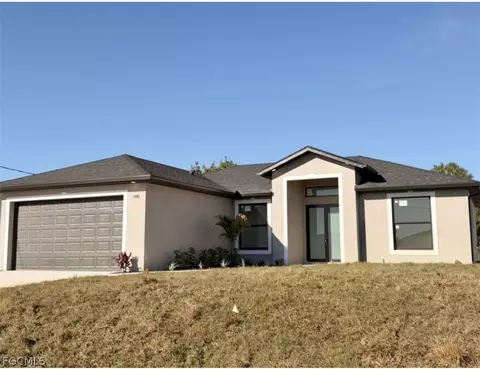 3805 7th St W, Lehigh Acres, FL 33971
