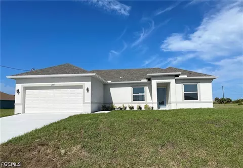 4020 NW 36th Pl, Cape Coral, FL 33993