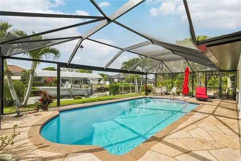 2204 SE 15th Ter, Cape Coral, FL 33990