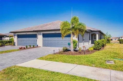 14004 Hunter Oak Dr, Fort Myers, FL 33913