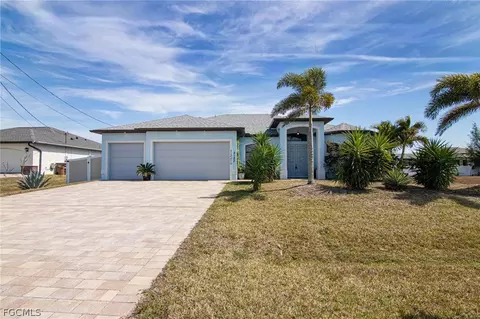 2123 NW 41st Pl, Cape Coral, FL 33993