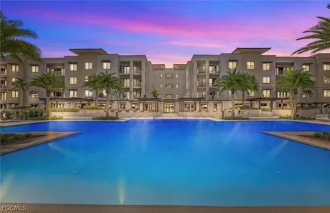 1111 Central Ave #417, Naples, FL 34102