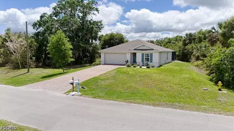 2004 Jeronimo Rd, Labelle, FL 33935 photo 3
