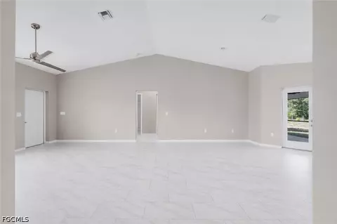 Living - 7500 5th Ter, Labelle, FL 33935 photo 2 of 4