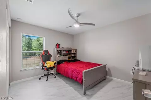 Bedroom - 7500 5th Ter, Labelle, FL 33935 photo 7 of 8