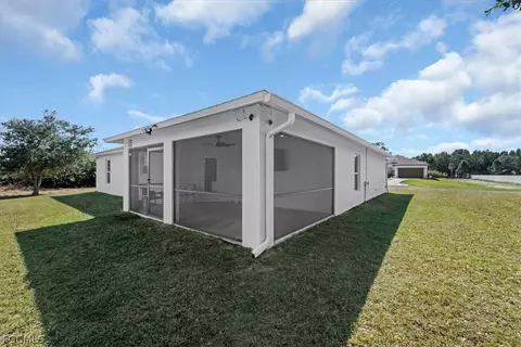 Exterior - 7500 5th Ter, Labelle, FL 33935 photo 4 of 8