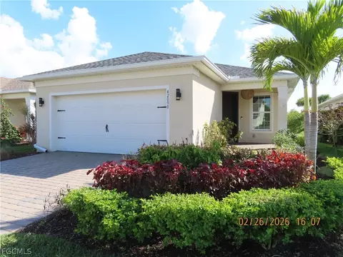 42090 Edgewater Dr, Punta Gorda, FL 33982