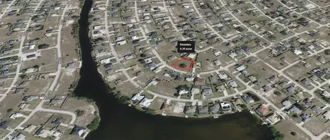 2607 NW 4th Ave, Cape Coral, FL 33993