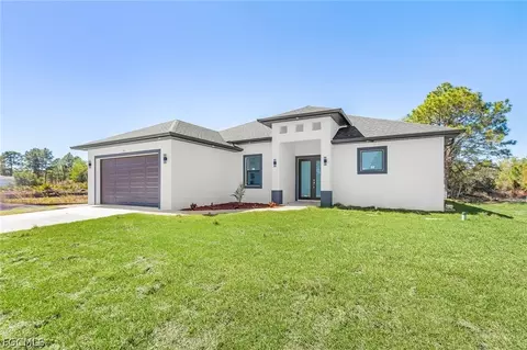 752 Crystal Ave S, Lehigh Acres, FL 33974
