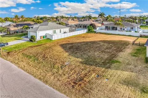 2110 SW 30th St, Cape Coral, FL 33914