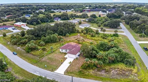 View/Area - 2008 Alliance Ln, Labelle, FL 33935 photo 8 of 13