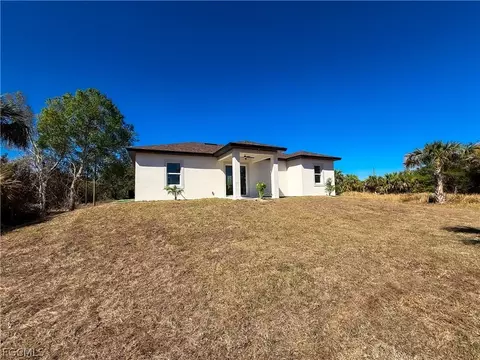 Exterior - 2008 Alliance Ln, Labelle, FL 33935 photo 6 of 13