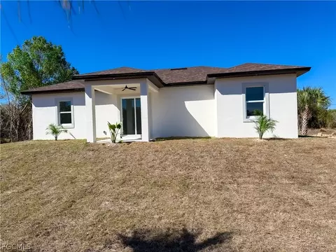 Exterior - 2008 Alliance Ln, Labelle, FL 33935 photo 8 of 13