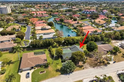 14922 Bonaire Cir, Fort Myers, FL 33908