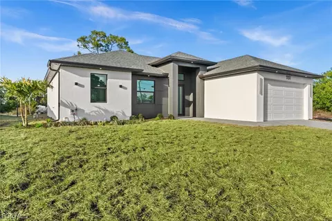 1151 Ebert St E, Lehigh Acres, FL 33974 photo 4