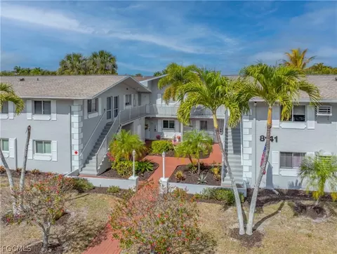 8141 Country Rd #202, Fort Myers, FL 33919