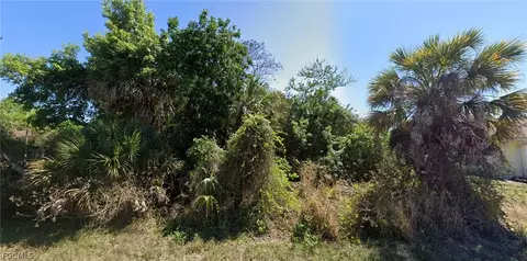 517 Fairview Ave NW, Port Charlotte, FL 33952