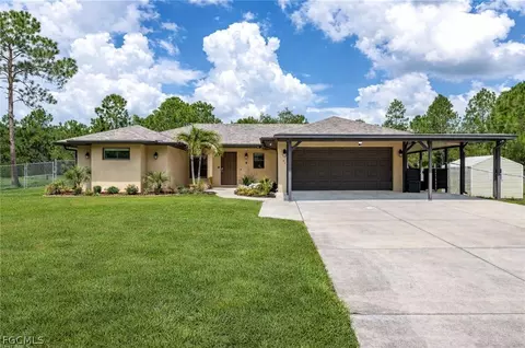 417 Thompson Ave, Lehigh Acres, FL 33972