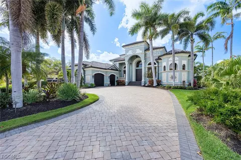 15130 Intracoastal Ct, Fort Myers, FL 33908