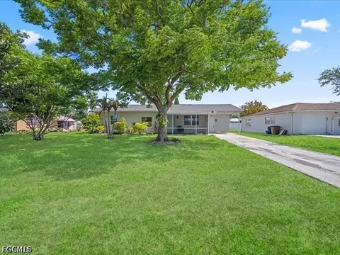 121 E 3rd St, Lehigh Acres, FL 33936