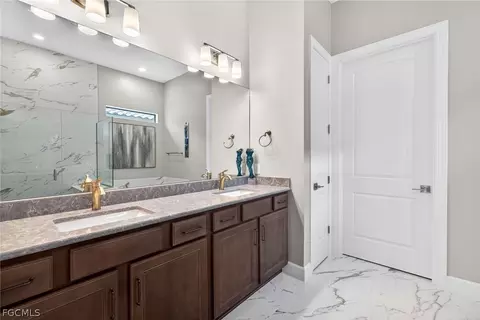 Bath - 20641 Napa Loop, Estero, FL 33928 photo 1 of 4