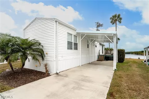 8320 Riverside Dr #94, Punta Gorda, FL 33982