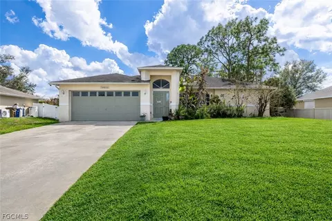 14200 Carlotta St, Fort Myers, FL 33905