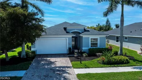 223 Destiny Cir, Cape Coral, FL 33990