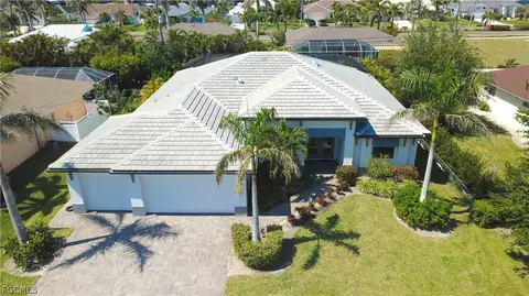 5216 SW 27th Pl, Cape Coral, FL 33914