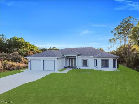 128 Bell Blvd S, Lehigh Acres, FL 33974