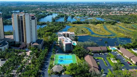 7119 Lakeridge View Ct #403, Fort Myers, FL 33907