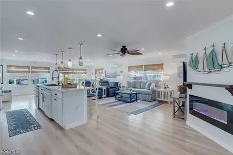 5554 Sir Walter Way, North Fort Myers, FL 33917