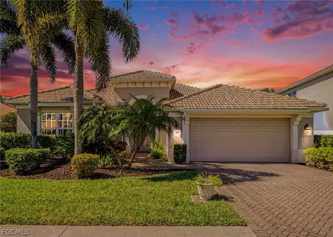 9086 Prosperity Way, Fort Myers, FL 33913